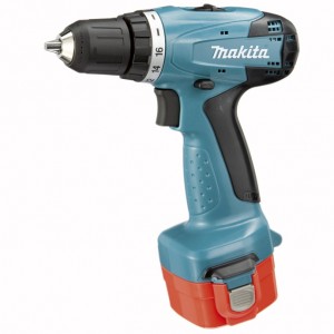 Masina de gaurit/insurubat cu acumulator Makita 6271DWAE